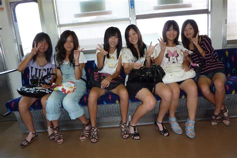 Japan Girl Flasher Porn Videos .
